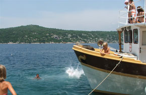 Lim_Fjord_Schwimmen